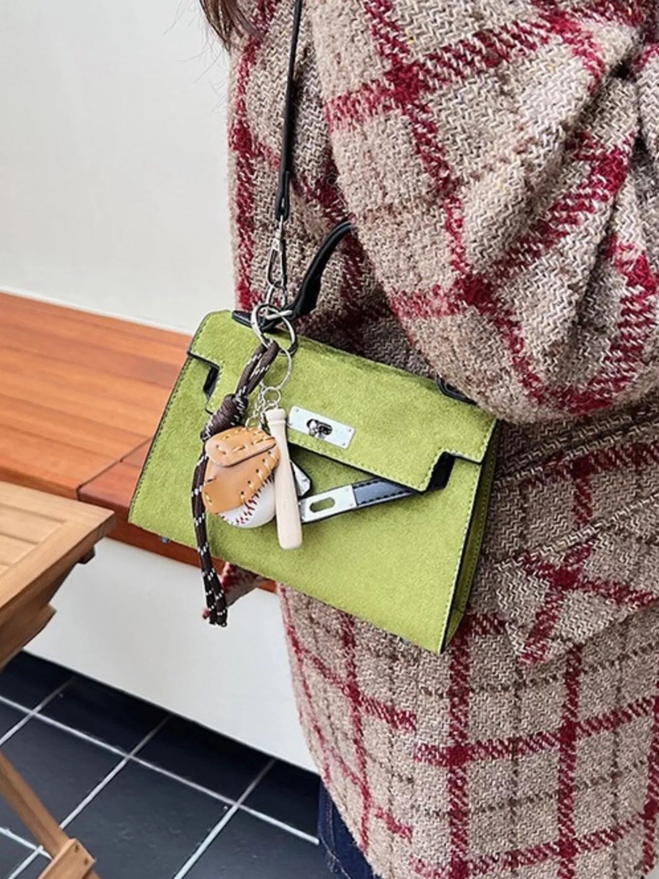 83d649ca-7267-4a9e-a3ea-72e03ddc8a82-Max-Origin